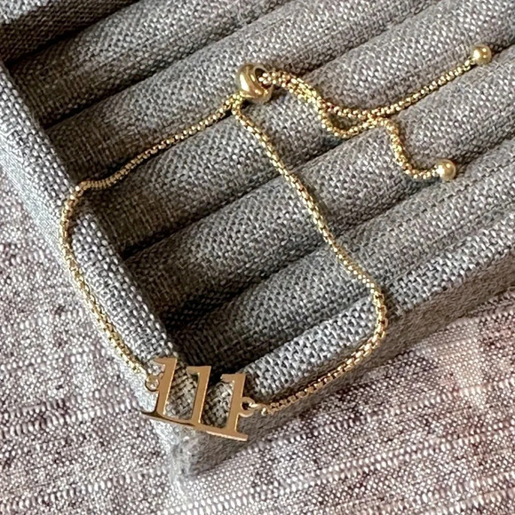 Boutique Jewelry - Intuition Angel Number 111 18k Gold PVD Inspirational Bracelet Waterproof